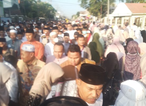 Salat Idul Adha Lancar Ribuan Warga Muhammadiyah Penuhi Jalan Teuku