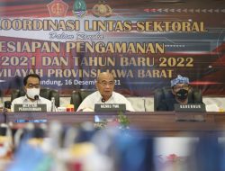 Menko PMK Cek Persiapan Libur Nataru ke Jabar dan Jateng