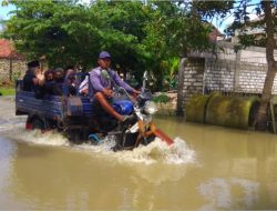 Luapan Banjir Bengawan Jero, Susahkan Warga Kemlagi Lor