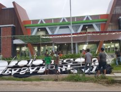 Belum Sempat Diresmikan, Papan Nama Pasar Wisata Bojonegoro Ambruk