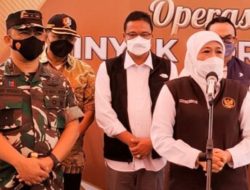 Datang ke Operasi Pasar Migor, Khofifah Ngaku Migor untuk Jatim Surplus