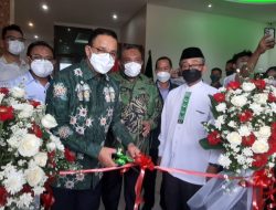 Resmikan Wisma Bulan Bintang, Ferry: PBB Siap Lirik Anies Jadi Capres