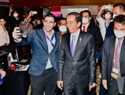 Tanpa Agenda, Presiden Jokowi Kunjungi Media Center, Camp Jurnalis Liputan KTT G20