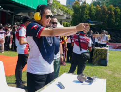 Ikuti Kapolri Cup 2023, Ketua MPR RI Raih Juara Dua Eksebisi Tembak Pistol Eksekutif Duel Plat