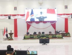 Sekda Nurul Azizah Sampaikan Nota Penjelasan atas Raperda Penanaman Modal di DPRD