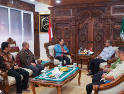 Kunjungi PP Muhammadiyah, Bamsoet Ngaku Didukung Haedar untuk Amandemen UUD 1945