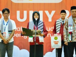 Dihadapan Rektor-Ustad Bachtiar Nasir, Maba UMY Nyatakan Sikap Dukung Palestina Merdeka