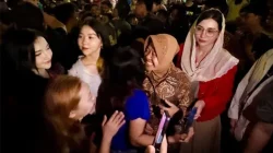 Lebih Mandiri dan Sejahtera, Risma Kunjungi Eks Dolly; Warga Anggap Pengayom Sejati